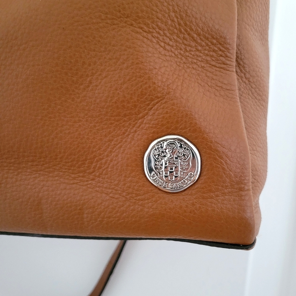 NWT Vince Camuto NWT Nadja Leather Hobo Brown Shoulder Crossbody Handbag - Picture 6 of 10